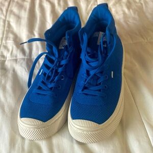 Cariuma 40 ocean blue size 8 men’s